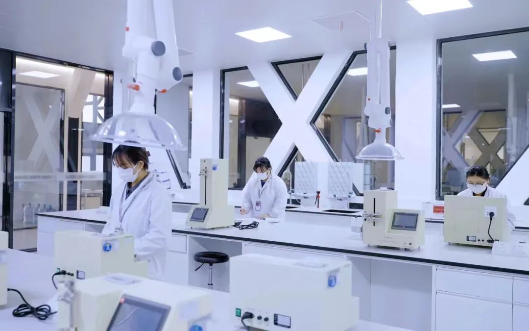 护士专科化、高学历趋势下，“白衣天使”路在何方？